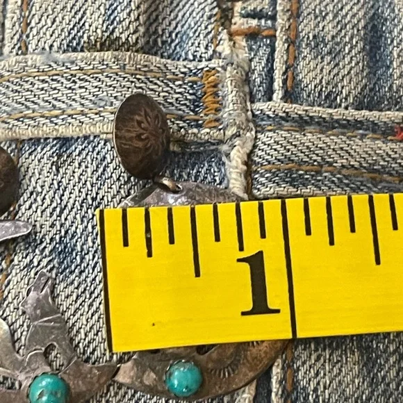 Native American vintage Silver Wolf Crescent Moon Earrings - Picture 8 of 10